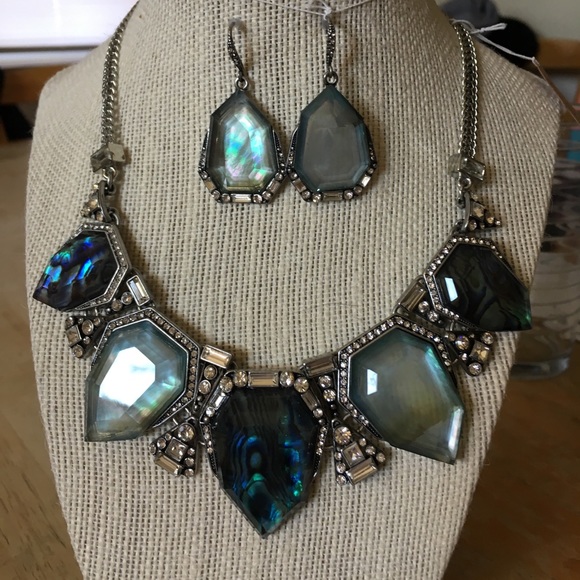 Necklace & earrings - Picture 1 of 2